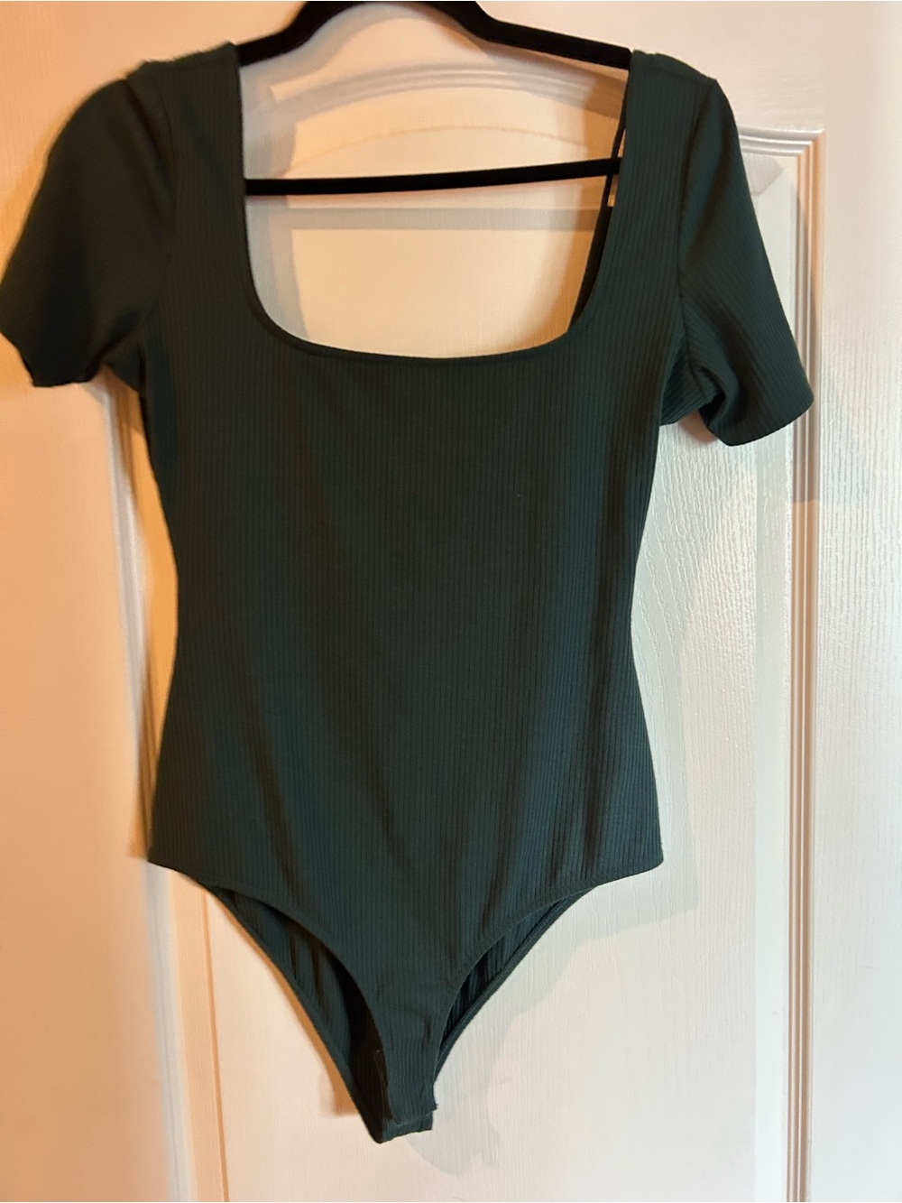 Sezane Ribbed Short-Sleeve Bodysuit in Dark Green